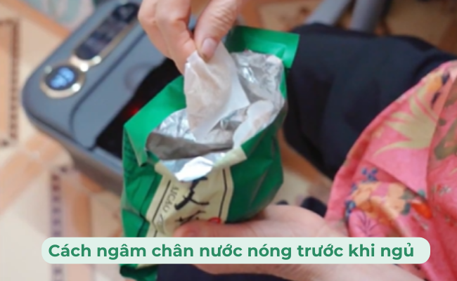 ngâm chân nước nóng 