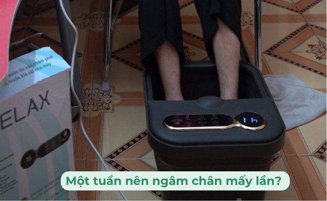 ngâm chân 