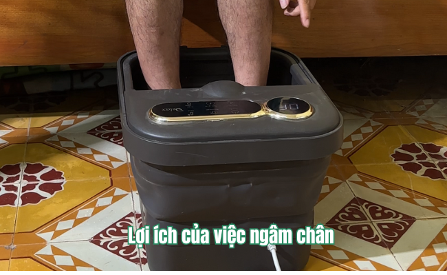ngâm chân trị mất ngủ 