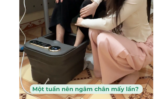ngâm chân 